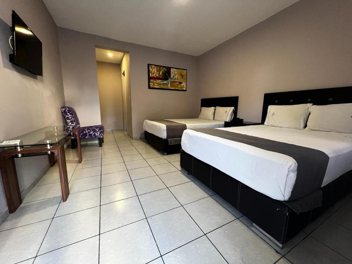 Expo Hotel Guadalajara - Zona Expo Frente Al Centro De Convenciones Екстер'єр фото